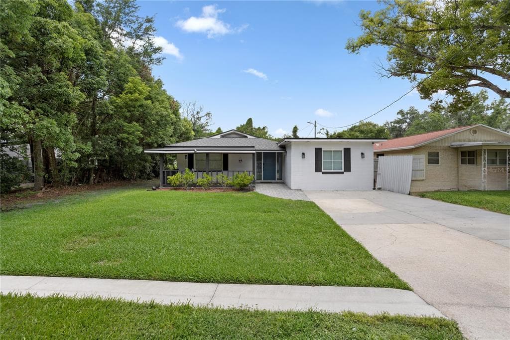 2412 GRANDVIEW AVENUE, SANFORD, FL 32771