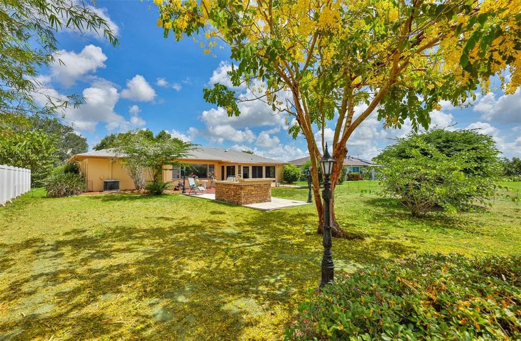 1706 FLAMINGO LANE, SUN CITY CENTER, FL 33573 — zdjęcie 3