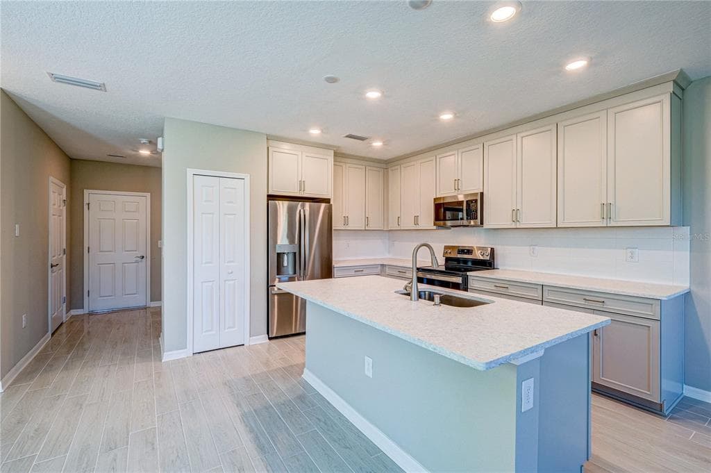 5512 TRIPOLI DRIVE, PALMETTO, FL 34221 — zdjęcie 3