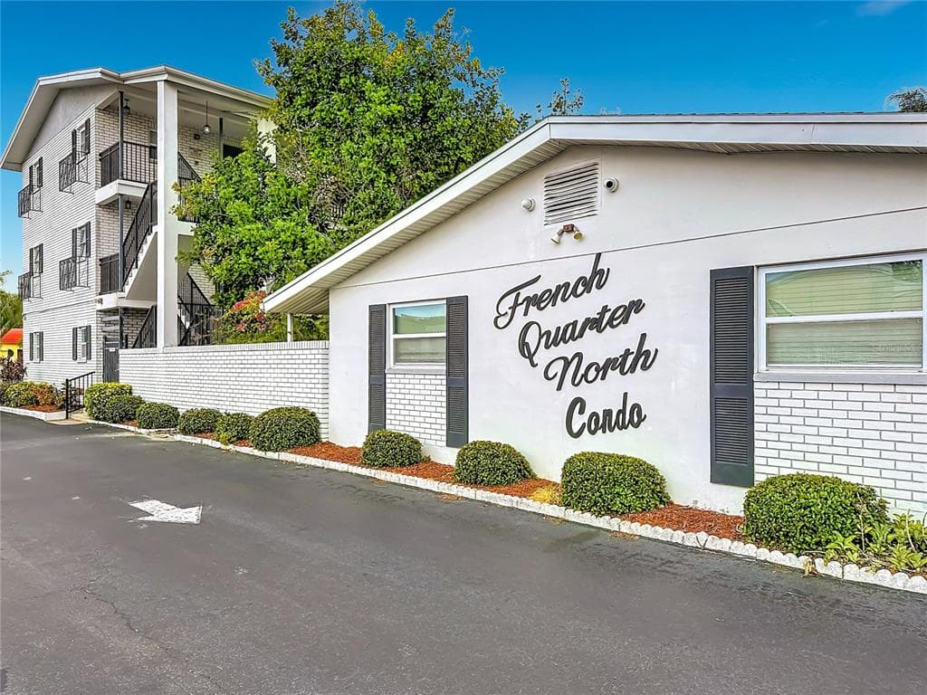 4050 4TH STREET N # 304, ST PETERSBURG, FL 33703