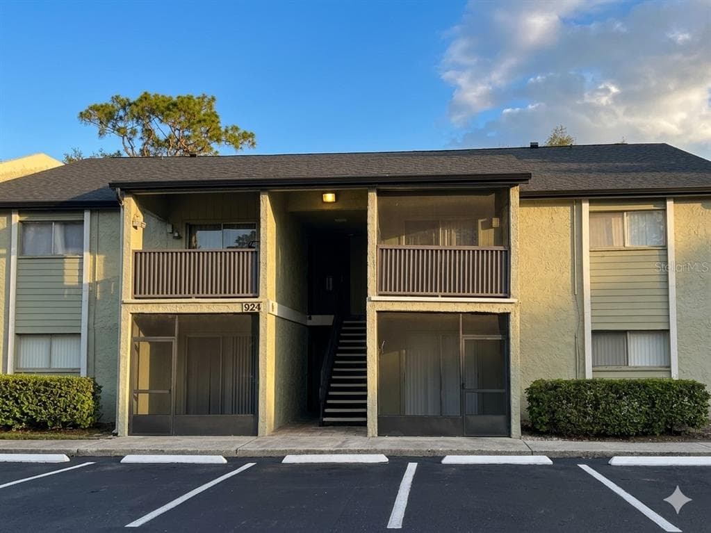 924 LAKE DESTINY ROAD # E, ALTAMONTE SPRINGS, FL 32714
