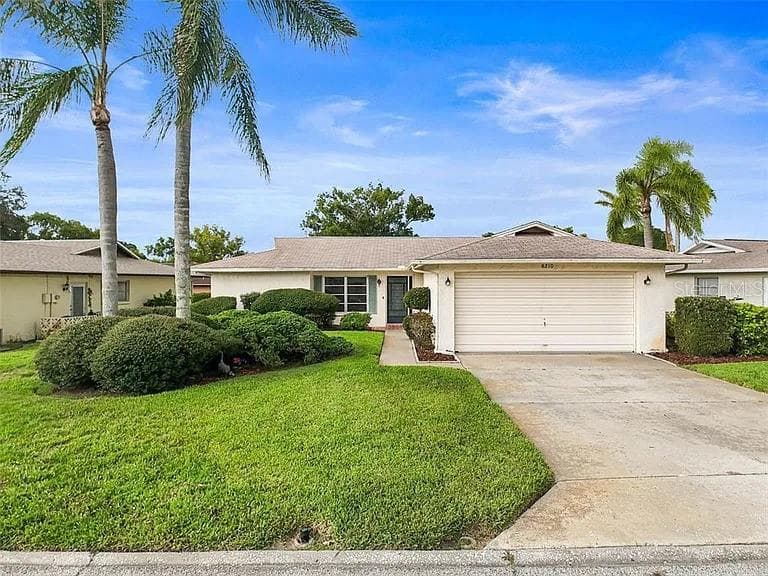 8210 LORA DEL RIO DRIVE, PORT RICHEY, FL 34668