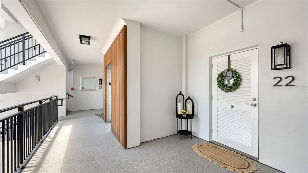 174 GOLDEN GATE POINT # 22, SARASOTA, FL 34236 — zdjęcie 2