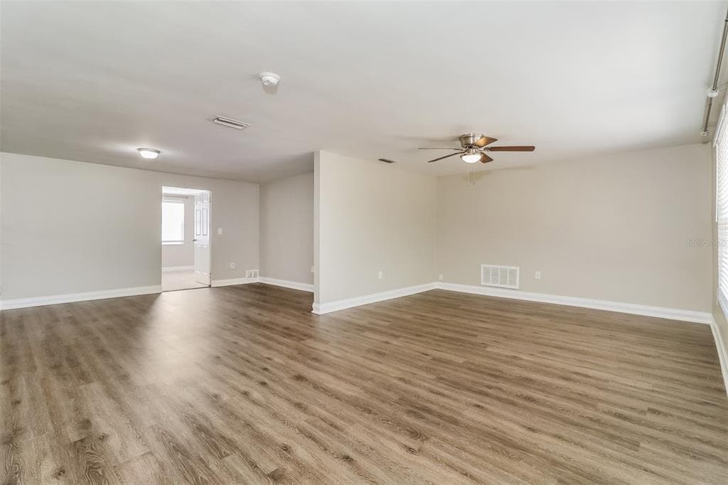7710 VENICE DRIVE, PORT RICHEY, FL 34668 — zdjęcie 3
