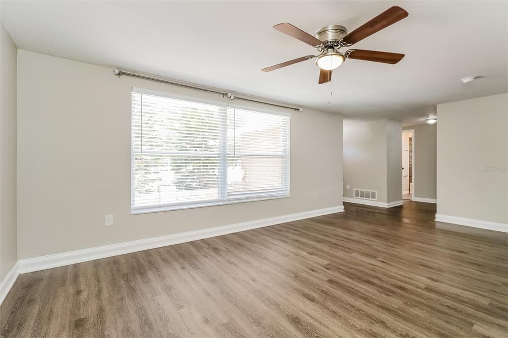 7710 VENICE DRIVE, PORT RICHEY, FL 34668 — zdjęcie 4