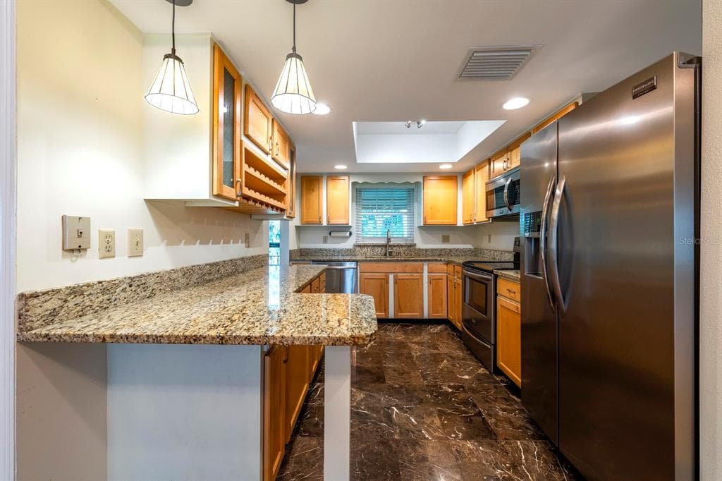 110 N TREMAIN STREET # 202, MOUNT DORA, FL 32757 — zdjęcie 4