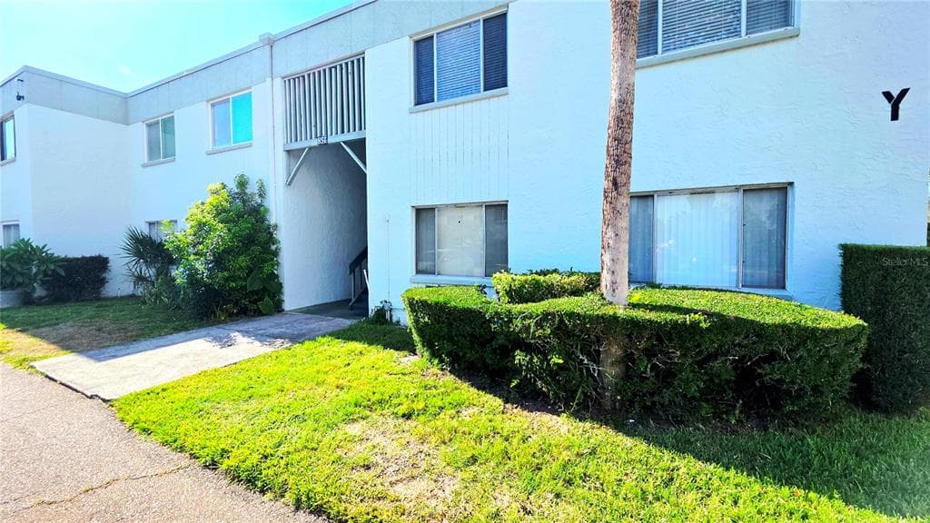 851 N KEENE ROAD # Y7, CLEARWATER, FL 33755 — zdjęcie 2