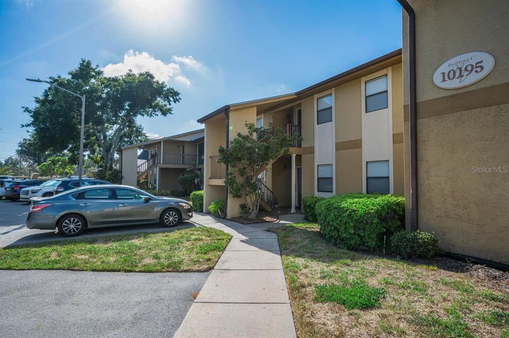 10195 SAILWINDS BOULEVARD N # 201, LARGO, FL 33773 — zdjęcie 4