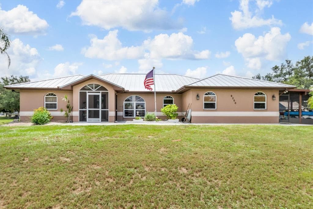 8200 CLEVELAND DRIVE, PUNTA GORDA, FL 33982 — zdjęcie 2