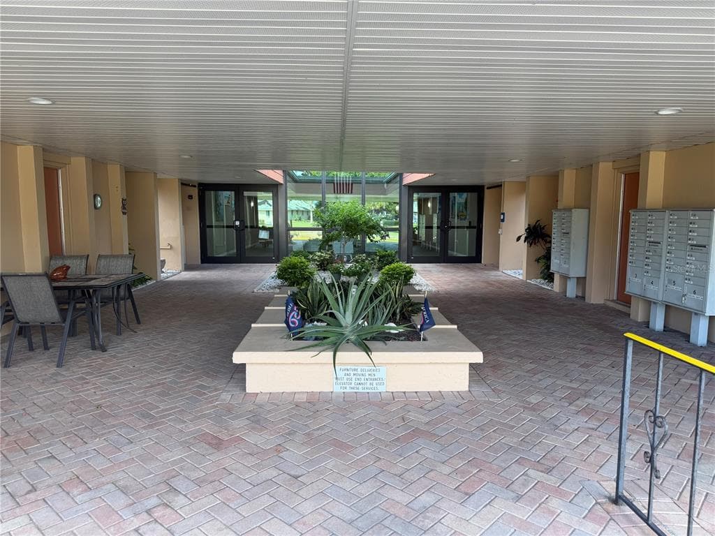 2290 AARON STREET # 101, PORT CHARLOTTE, FL 33952 — zdjęcie 2