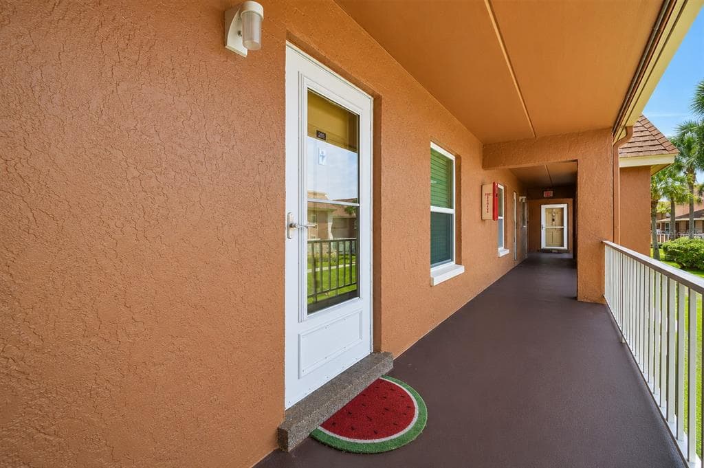 12760 INDIAN ROCKS ROAD # 570, LARGO, FL 33774 — zdjęcie 4