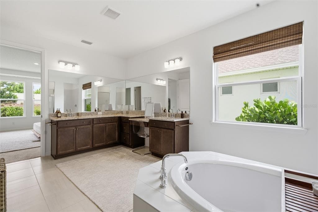 16508 STAR GRASS CIRCLE, LAKEWOOD RANCH, FL 34211 — zdjęcie 5