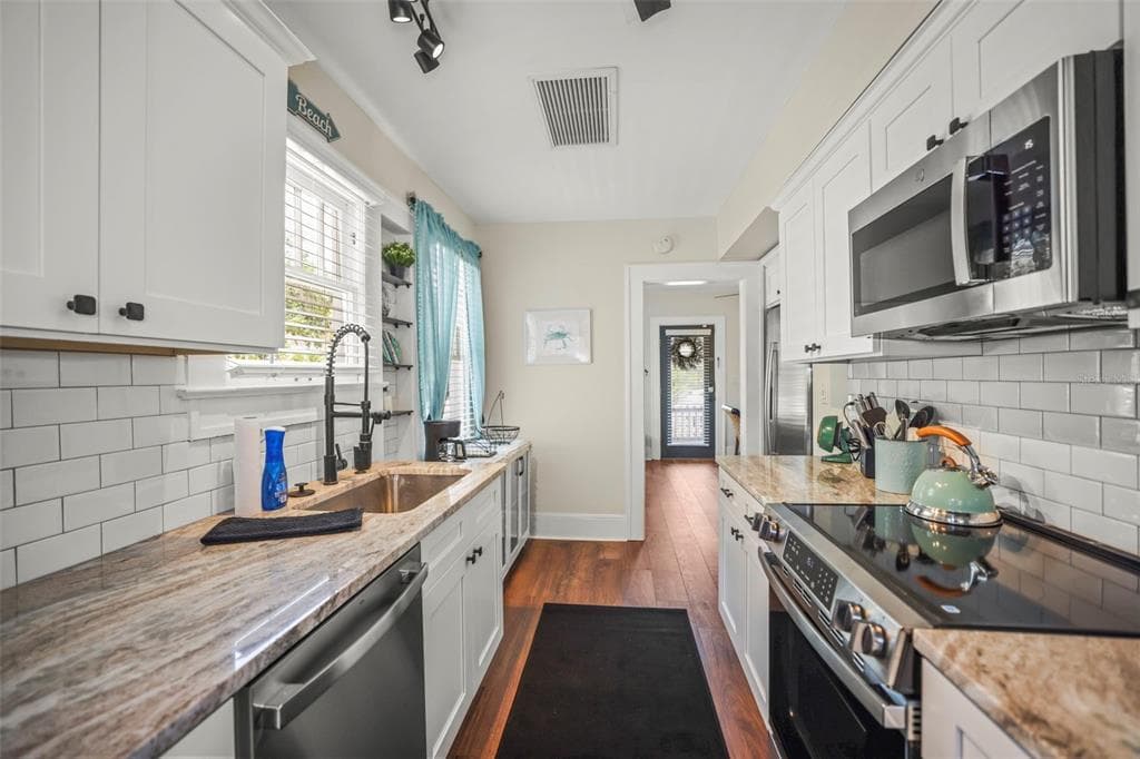 634 6TH STREET N, ST PETERSBURG, FL 33701 — zdjęcie 5