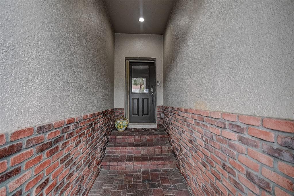 1426 HILLVIEW LANE, TARPON SPRINGS, FL 34689 — zdjęcie 3