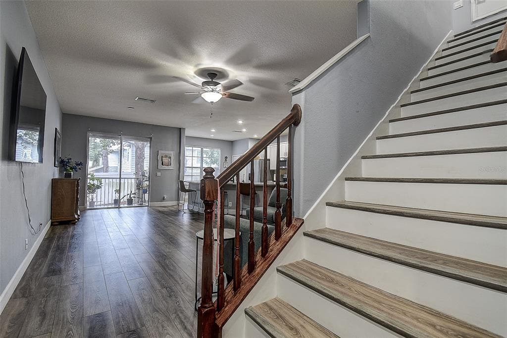 1426 HILLVIEW LANE, TARPON SPRINGS, FL 34689 — zdjęcie 5