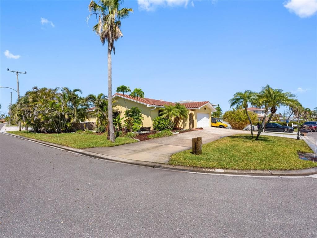 562 JOHNS PASS AVENUE, MADEIRA BEACH, FL 33708 — zdjęcie 3
