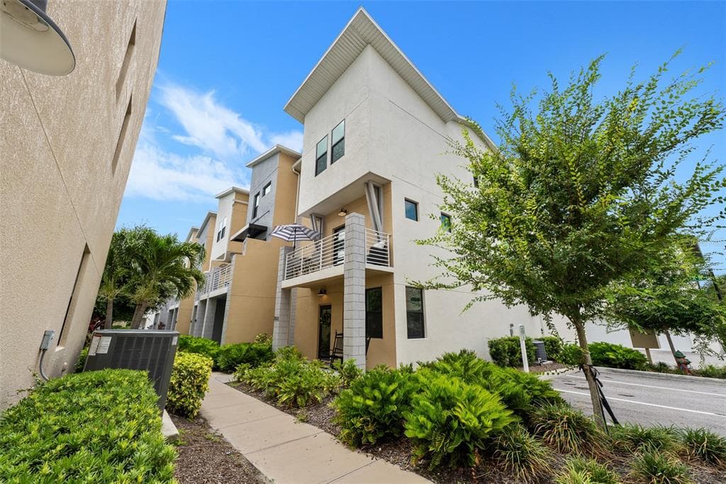2522 12TH TERRACE N, ST PETERSBURG, FL 33713