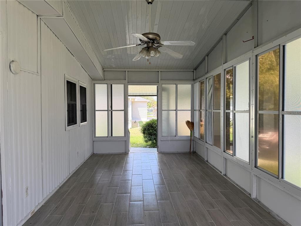 925 BEECHWOOD AVENUE, LADY LAKE, FL 32159 — zdjęcie 2