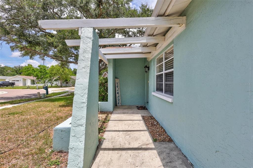 504 7TH STREET SE, LARGO, FL 33771 — zdjęcie 4