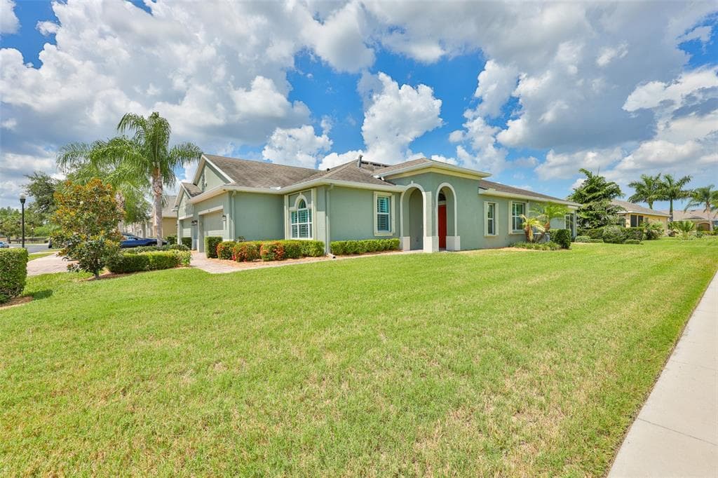 803 CHIPPER DRIVE, SUN CITY CENTER, FL 33573 — zdjęcie 2
