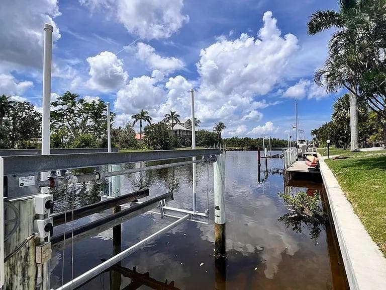 5530 ALMAR DRIVE, PUNTA GORDA, FL 33950 — zdjęcie 2