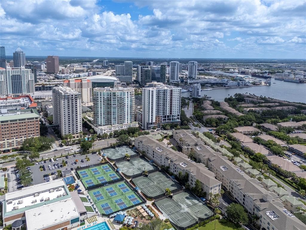450 KNIGHTS RUN AVENUE # 1503, TAMPA, FL 33602 — zdjęcie 4