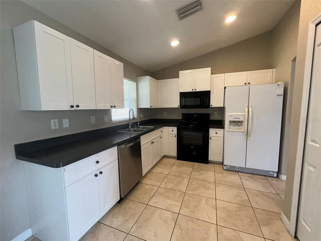 3605 CABALLERO AVENUE, NORTH PORT, FL 34286 — zdjęcie 2