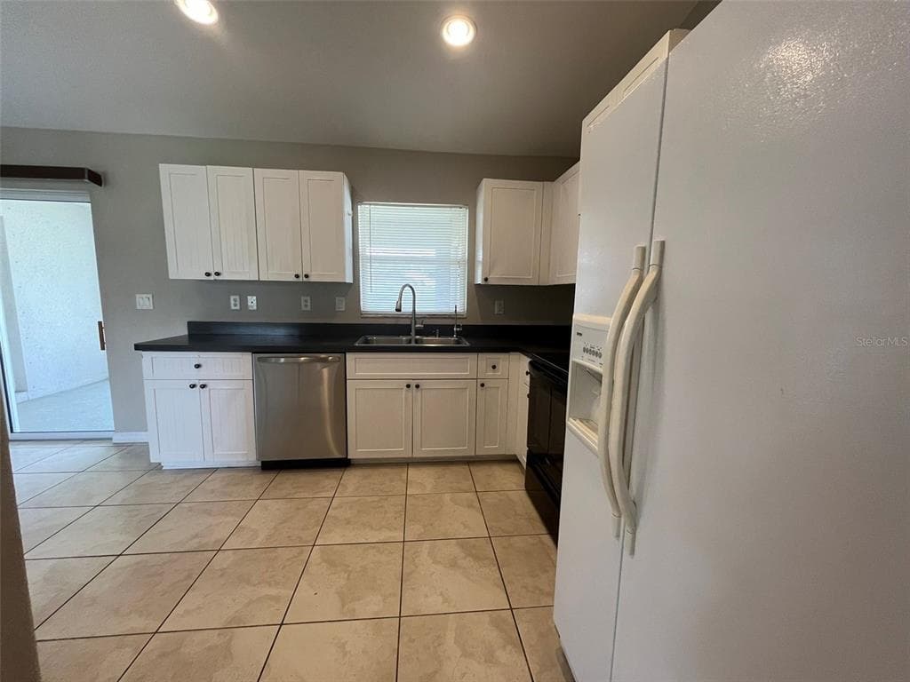 3605 CABALLERO AVENUE, NORTH PORT, FL 34286 — zdjęcie 3