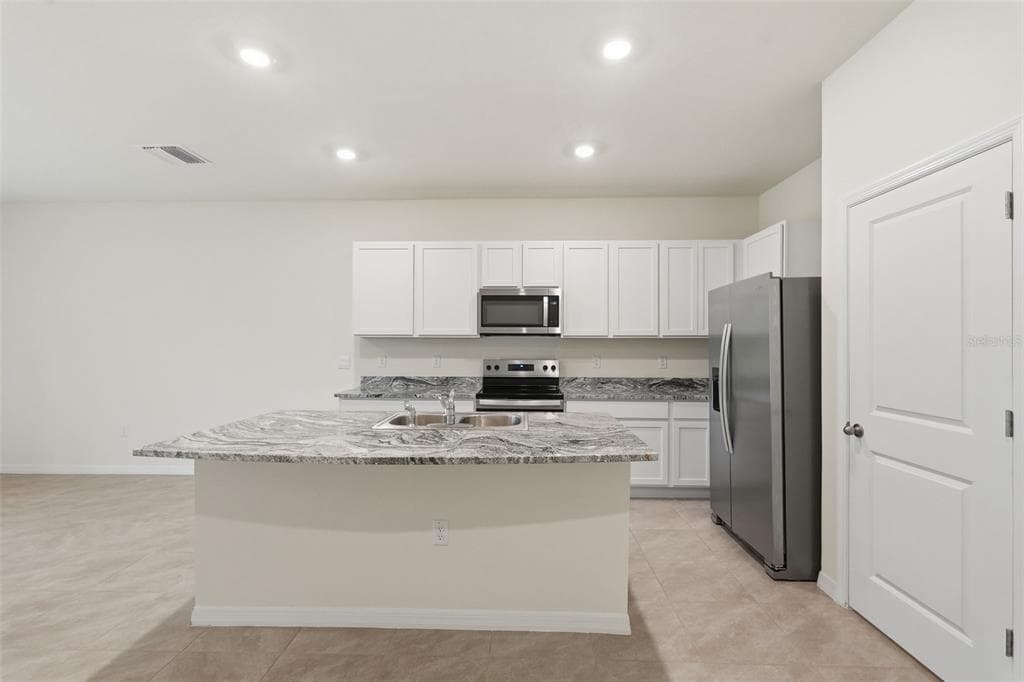 5005 GILDED BARD COURT, WIMAUMA, FL 33598 — zdjęcie 4