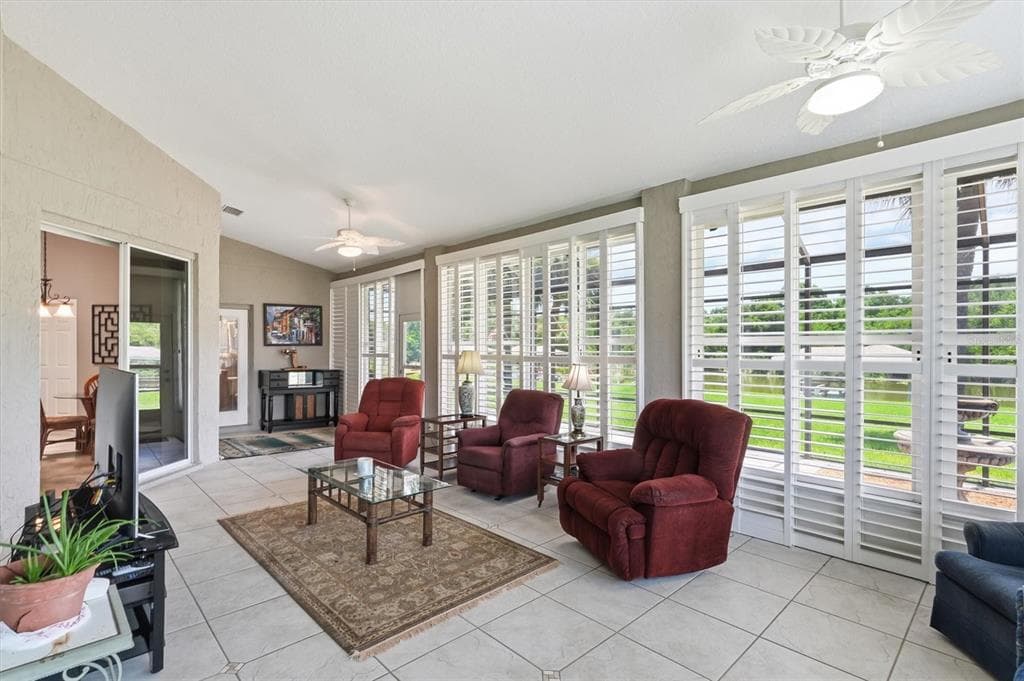 6042 LANDINGS BOULEVARD, LADY LAKE, FL 32159 — zdjęcie 4