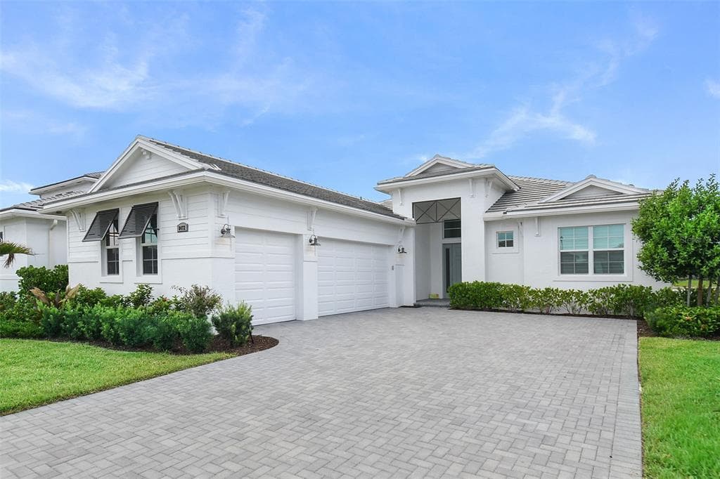 8472 SW CANTANTE WAY, PORT ST LUCIE, FL 34987