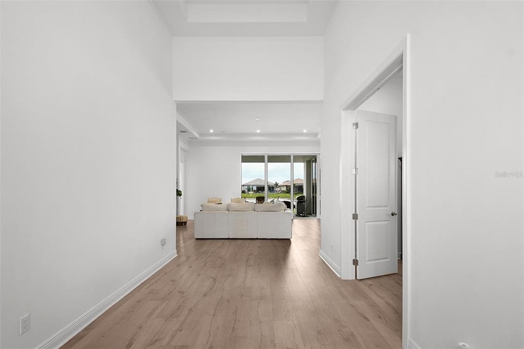 8472 SW CANTANTE WAY, PORT ST LUCIE, FL 34987 — zdjęcie 4