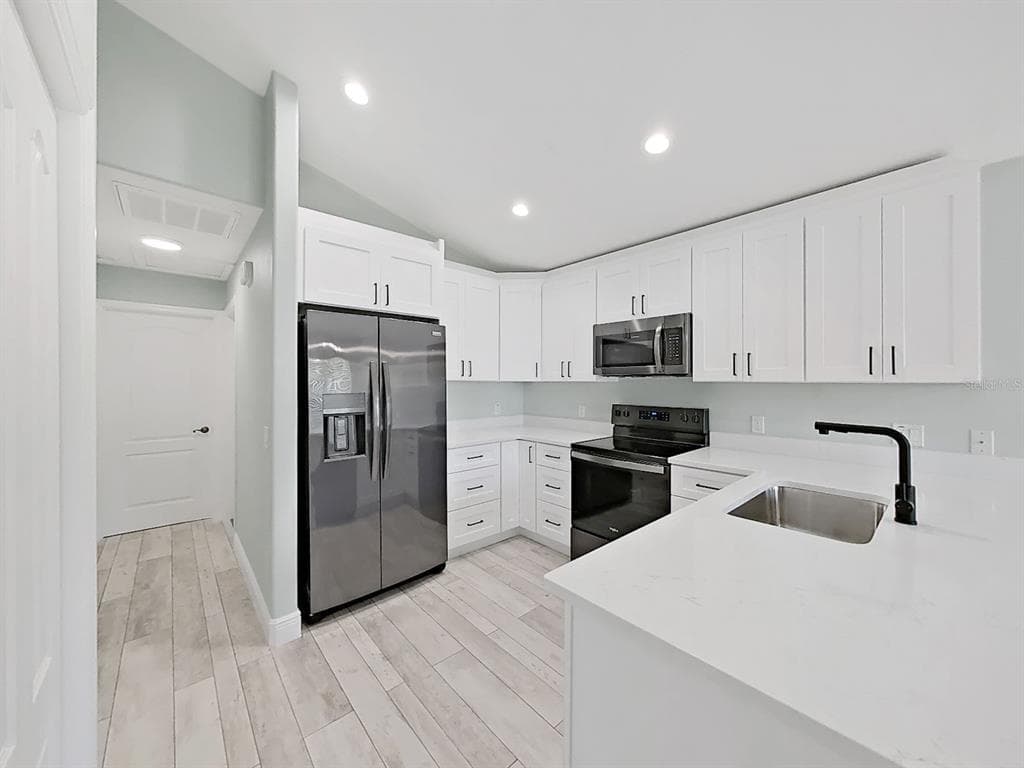 1025 LAKE AVOCA PLACE, TARPON SPRINGS, FL 34689 — zdjęcie 2
