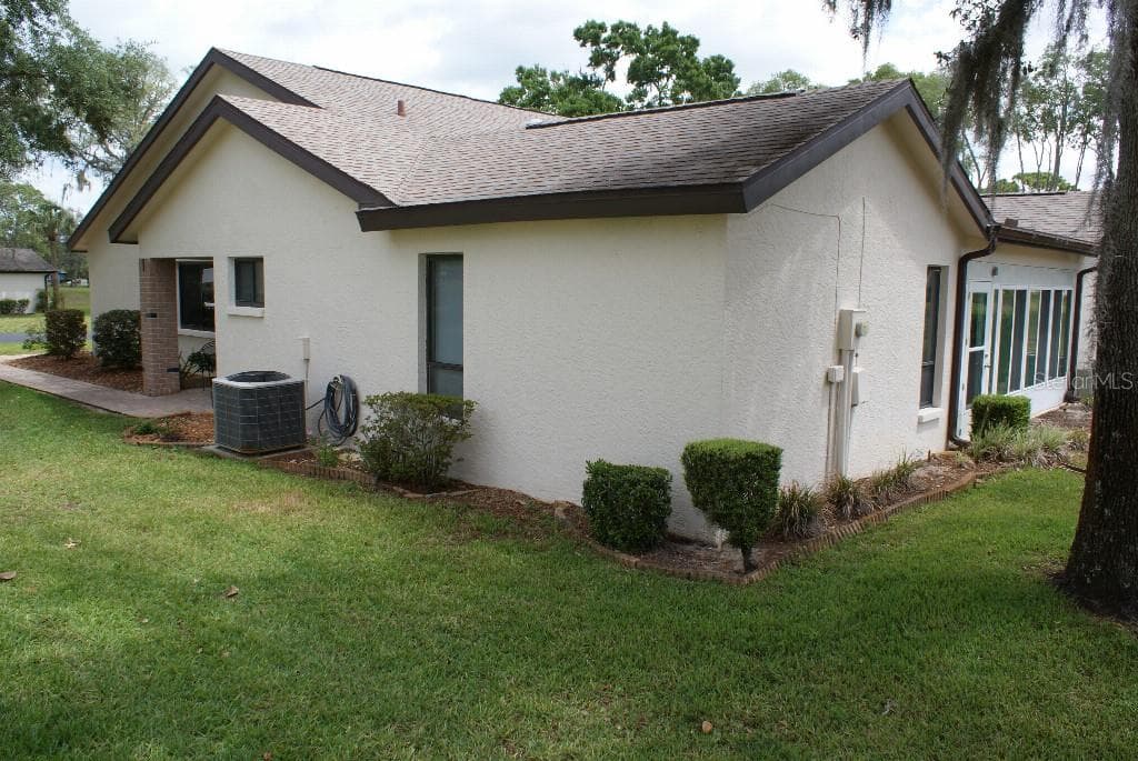 7445 CRESTWOOD DRIVE, WEEKI WACHEE, FL 34613 — zdjęcie 3