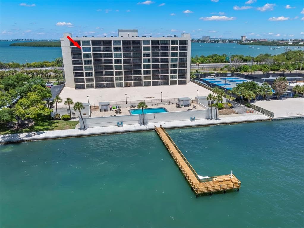7100 SUNSHINE SKYWAY LANE S # 703, ST PETERSBURG, FL 33711