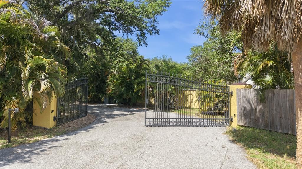 3348 ALAMO LANE, SARASOTA, FL 34235 — zdjęcie 5