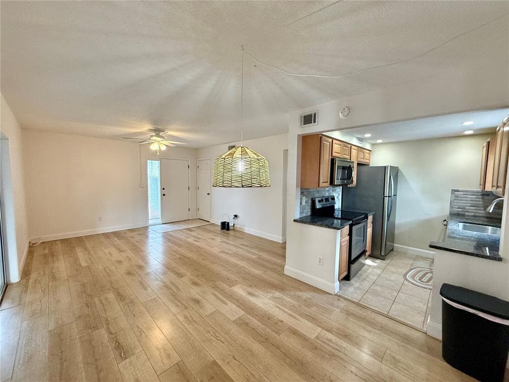 1960 UNION STREET # 41, CLEARWATER, FL 33763 — zdjęcie 3