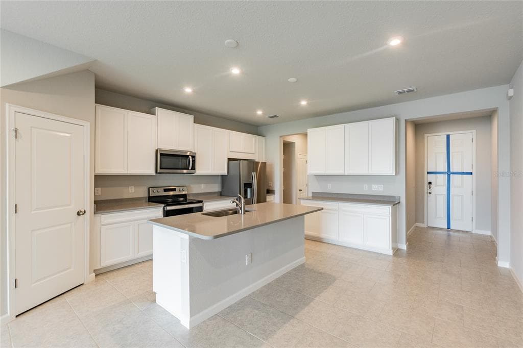 19309 BLUE POND DRIVE, LUTZ, FL 33558 — zdjęcie 4