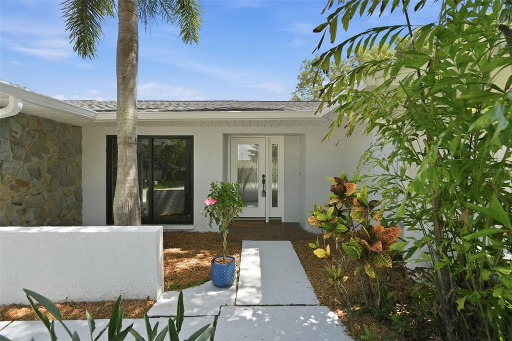 104 NESTLEBRANCH DRIVE, SAFETY HARBOR, FL 34695 — zdjęcie 2