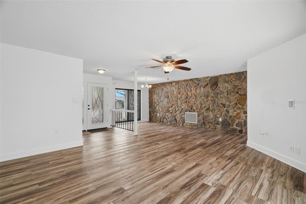 104 NESTLEBRANCH DRIVE, SAFETY HARBOR, FL 34695 — zdjęcie 5