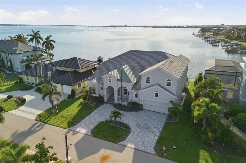 2139 PALM TREE DRIVE, PUNTA GORDA, FL 33950 — zdjęcie 2