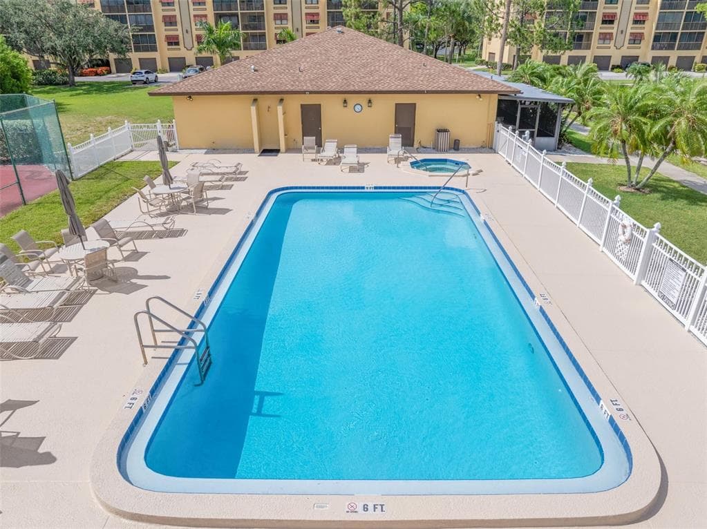 5817 PARK STREET N # 302, ST PETERSBURG, FL 33709 — zdjęcie 5