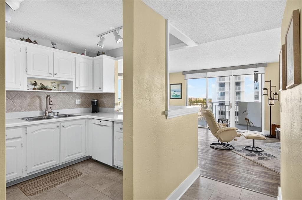3047 S ATLANTIC AVENUE # 705, DAYTONA BEACH, FL 32118 — zdjęcie 5