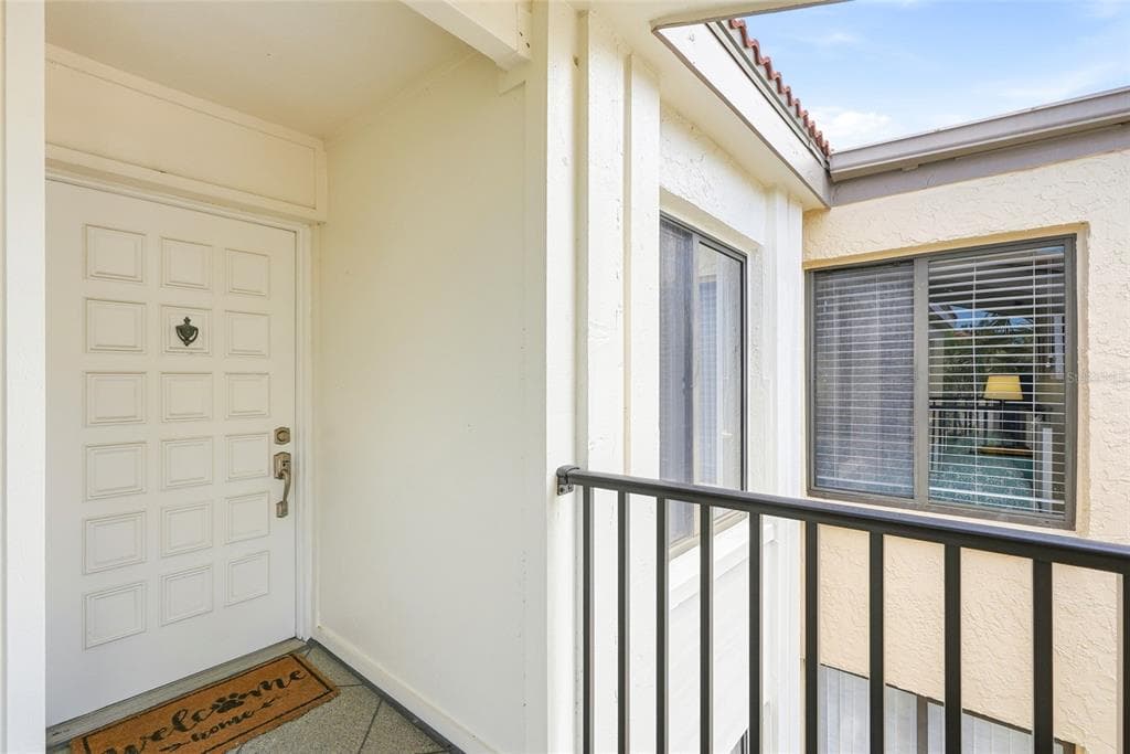 6105 PALMA DEL MAR BOULEVARD S # 219, ST PETERSBURG, FL 33715 — zdjęcie 2