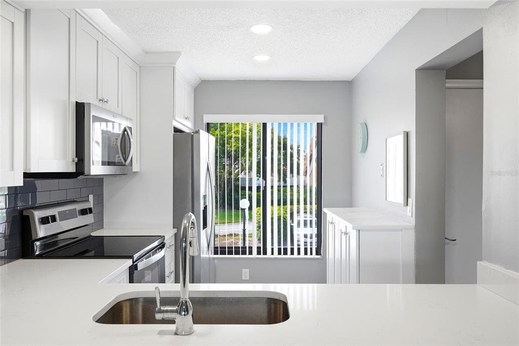6105 PALMA DEL MAR BOULEVARD S # 219, ST PETERSBURG, FL 33715 — zdjęcie 5