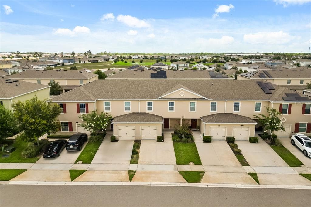9031 WILDFLOWER LANE, KISSIMMEE, FL 34747 — zdjęcie 4