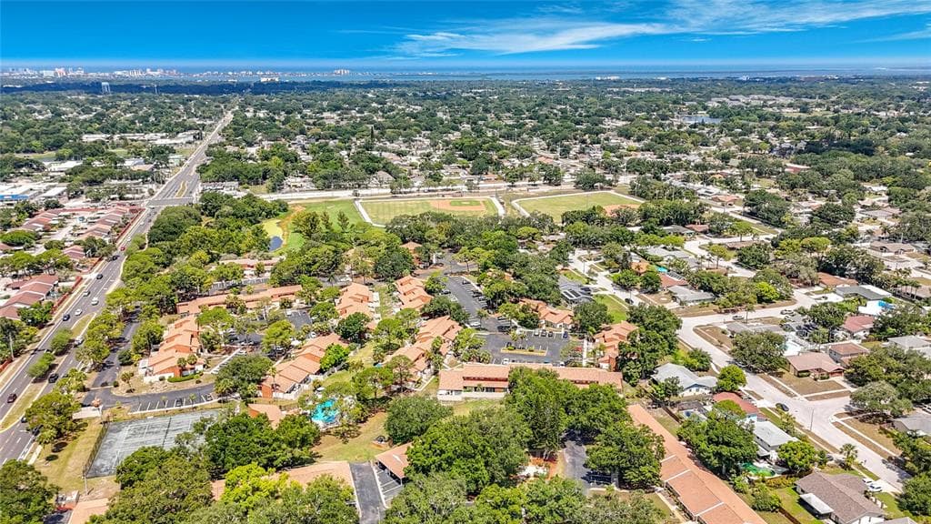 1935 PEPPERMILL DRIVE # C, CLEARWATER, FL 33763 — zdjęcie 3