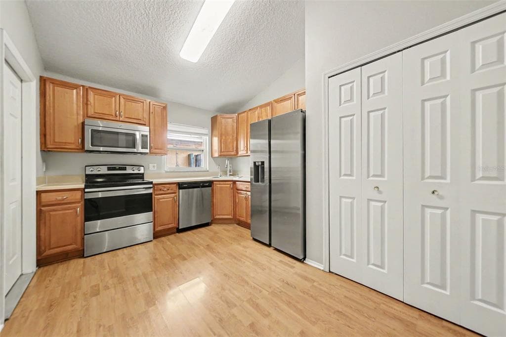 1077 SUGARBERRY TRAIL, OVIEDO, FL 32765 — zdjęcie 4
