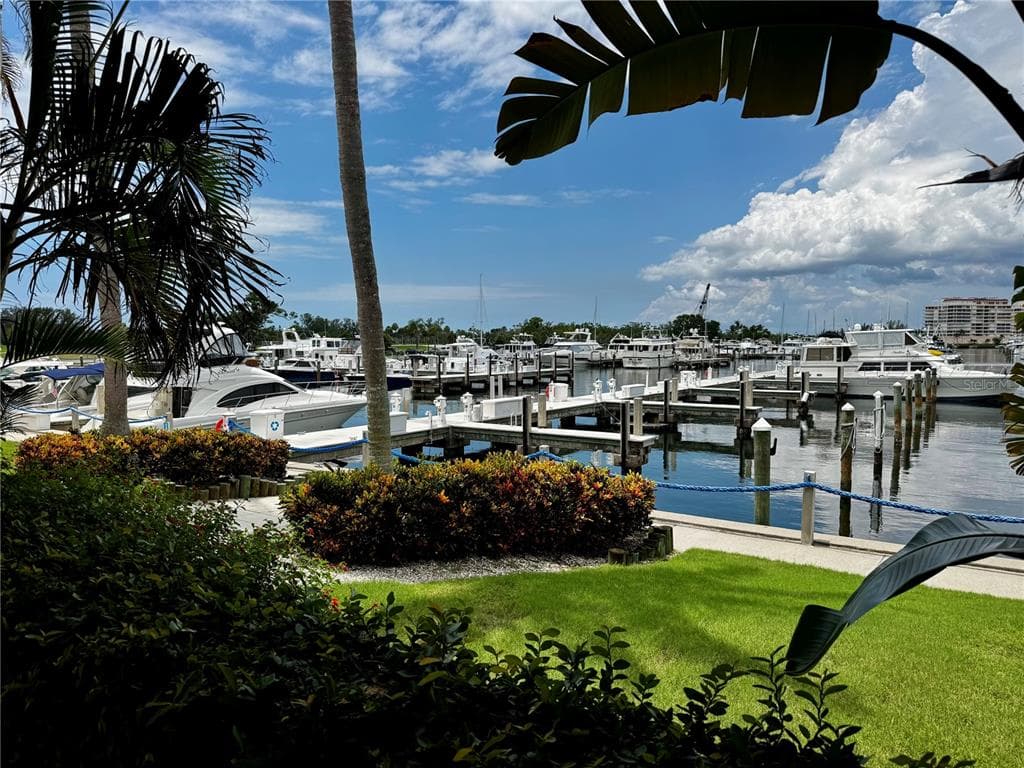 2600 HARBOURSIDE DRIVE # C11, LONGBOAT KEY, FL 34228 — zdjęcie 2