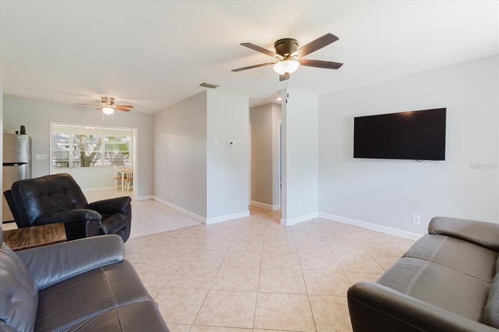 6212 FLORIDA CIRCLE W, APOLLO BEACH, FL 33572 — zdjęcie 3